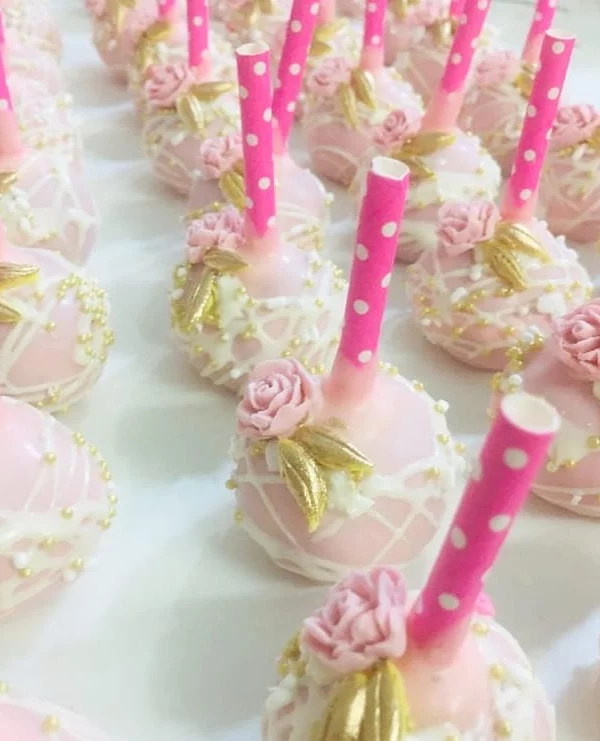 Pink Cakepops
