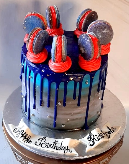 Galaxy Drippings Cake