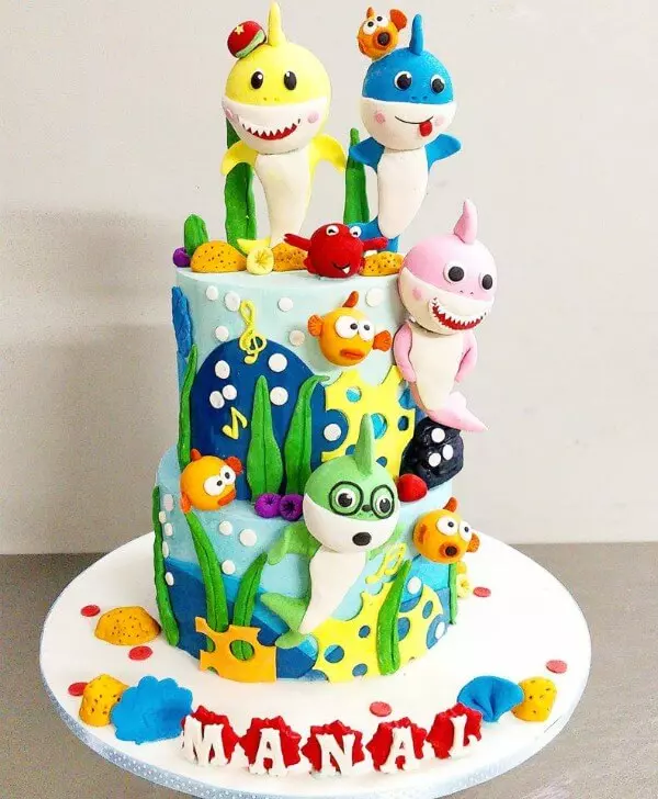 Baby Shark Cake