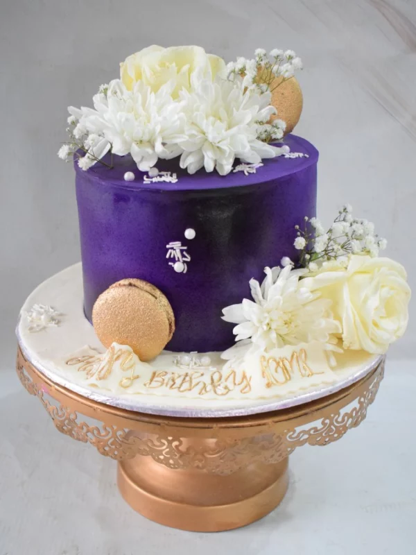 Daisies and Macaroons
