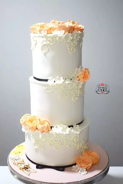 Peach Cream Roses