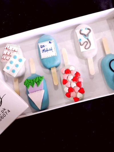 Dr. Themed Cakesicles (Min. Qty: 6)