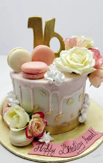 PRETTY IN PASTELS