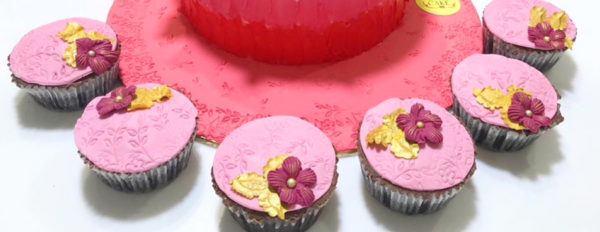 Pink Flower Cupcakes (Min. Qty: 6)