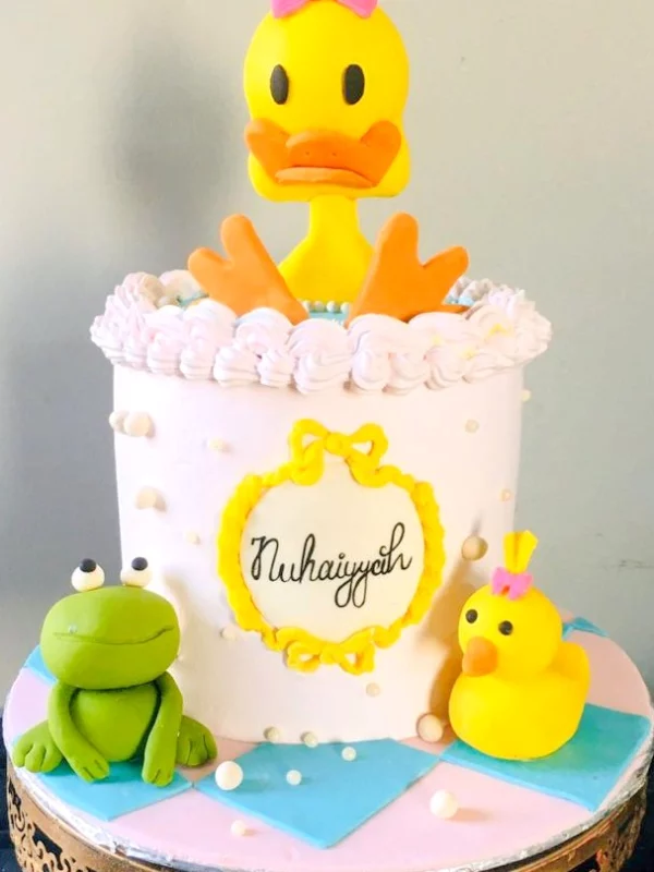 Quack-Quack Duckling Cake