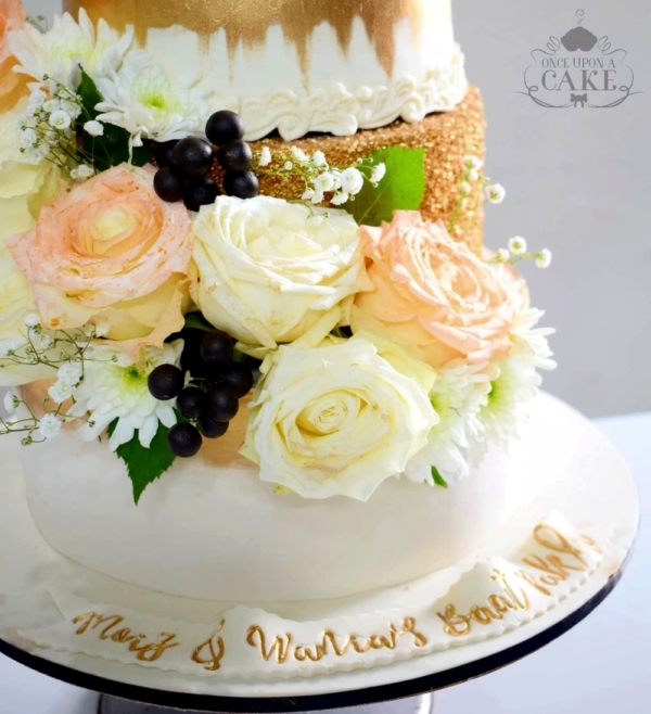 Beauteous Floral Cake