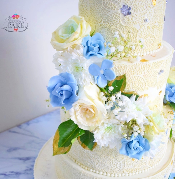 Wedding Garland Cake